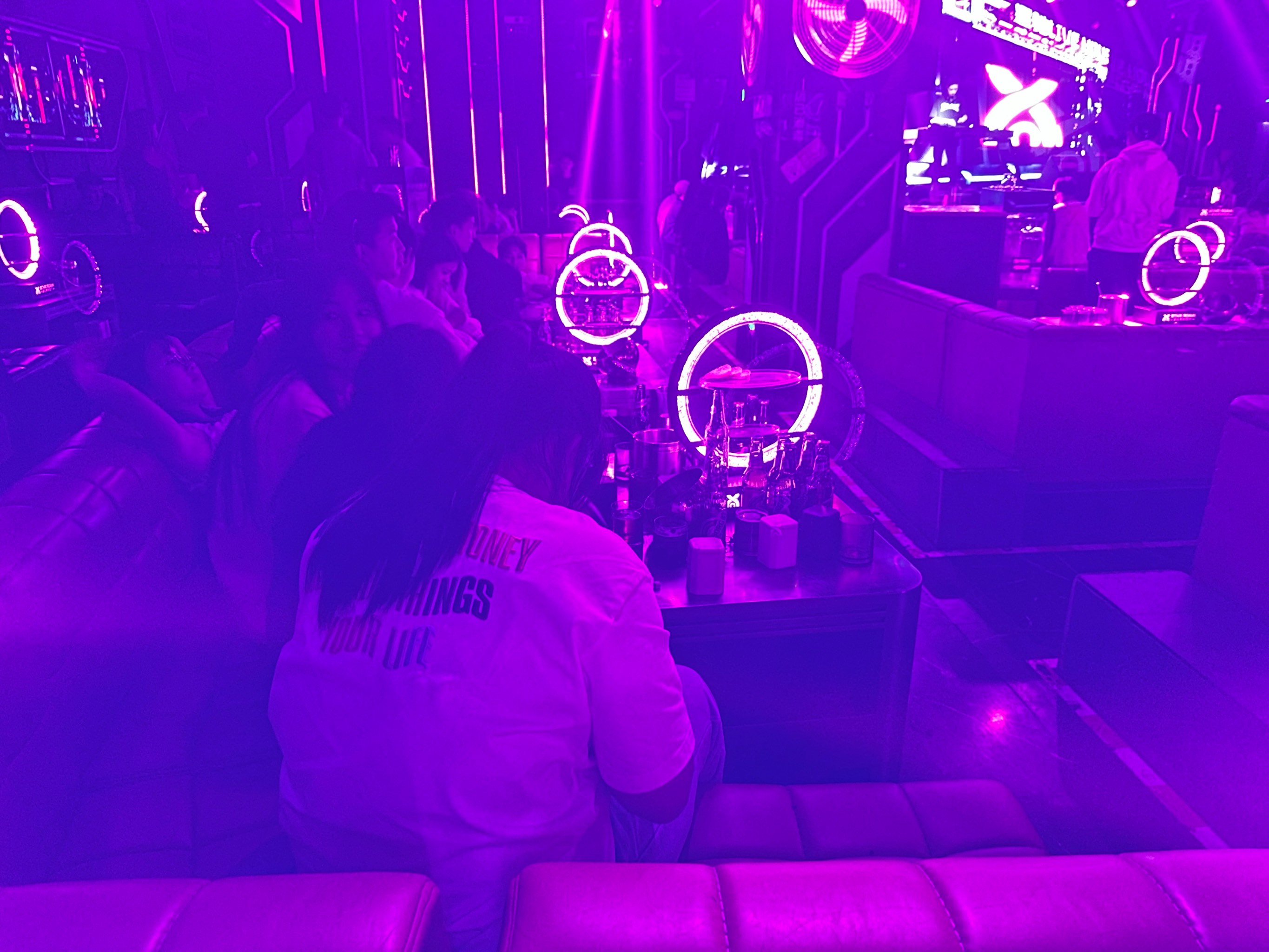 毕节商务ktv，轻松预订。-七星关区ktv预订